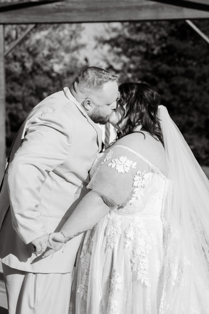 Shelmadine Outfitters LLC & Event Center | Elicia Wilson Photography
| Wedding First Kiss
