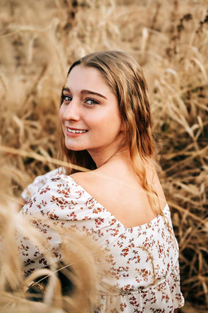 Fall Senior Photos | Eldon Senior Photographer | Senior Country Senior Session